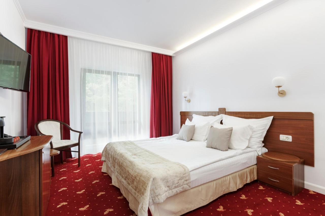 Manor Ski Hotel Predeal Buitenkant foto