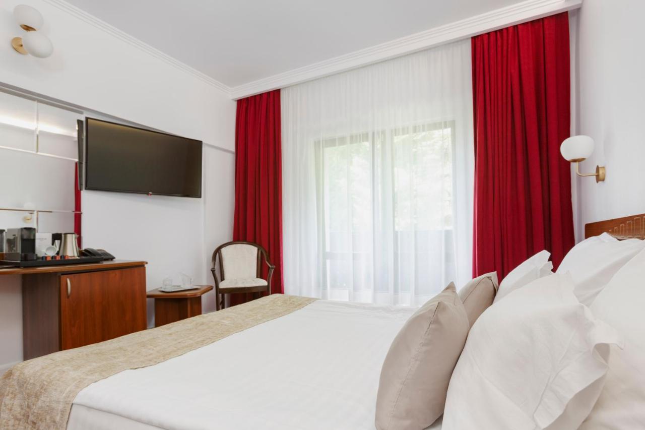 Manor Ski Hotel Predeal Buitenkant foto