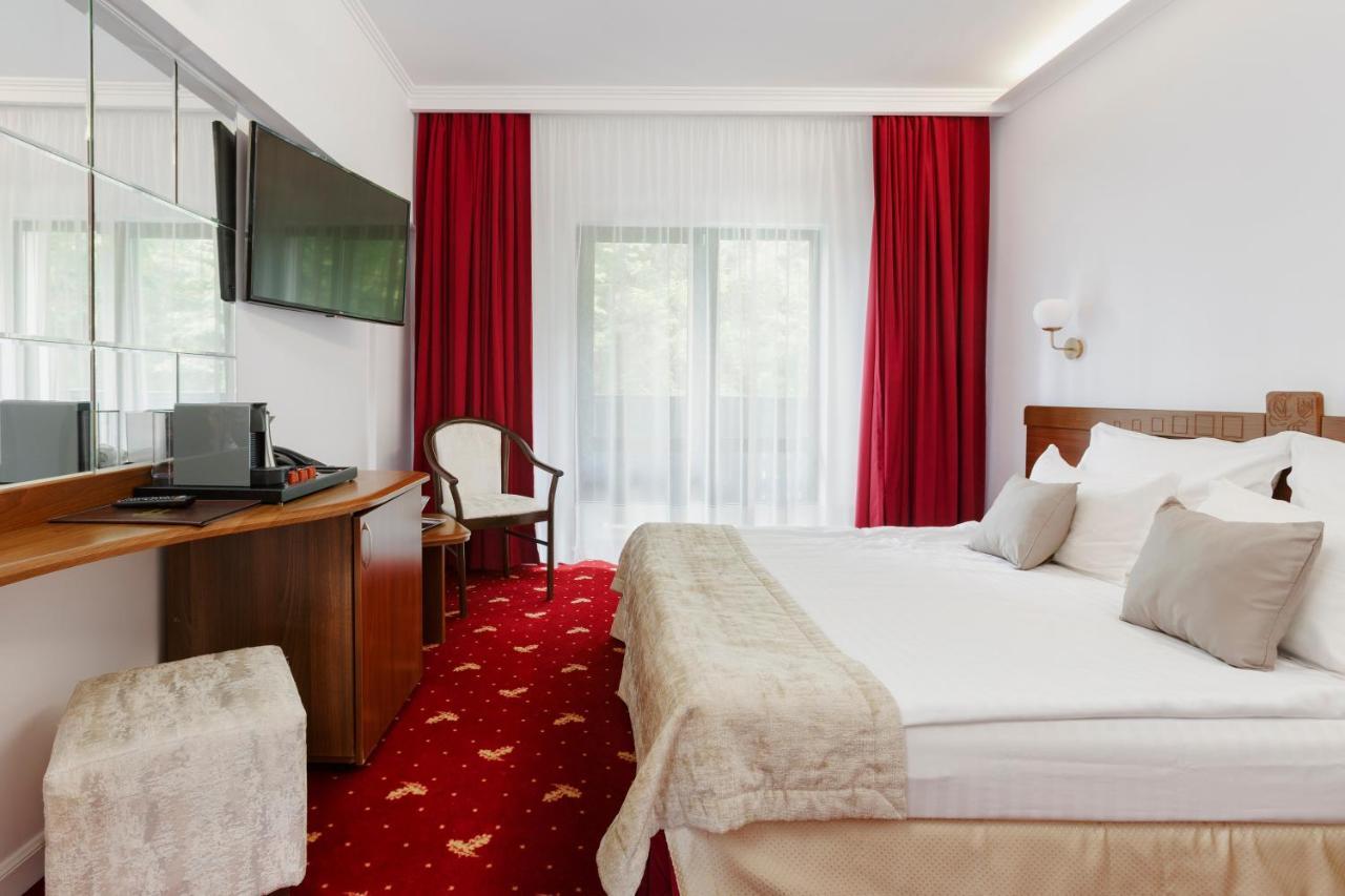Manor Ski Hotel Predeal Buitenkant foto